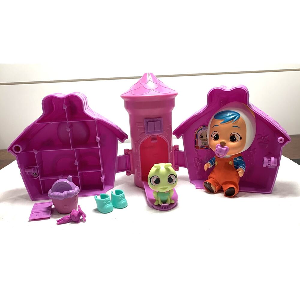 Cry Babies Pinocchio & Pet Cric w/ Bottle & Accessories, Storyland Story House